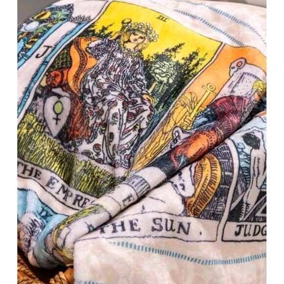 Tarot Card Collage 48 x 60 Inch Fleece Throw Blanket Nwt Excellent Arcane Nice - Picture 2 of 3